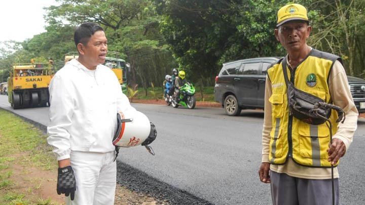 Terobosan Dedi Mulyadi: 474 KM Jalan Rusak Jawa Barat Mulus dalam Setahun