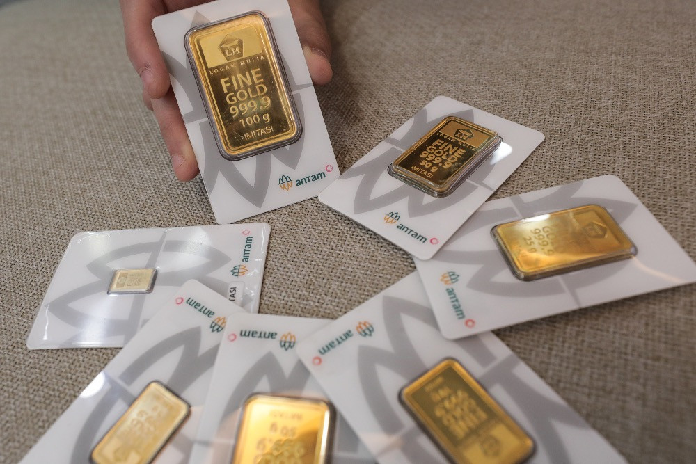 Harga Buyback Emas Antam Anjlok Rp13.000, Investor Diimbau Cermati Besaran Pajak PPh 22