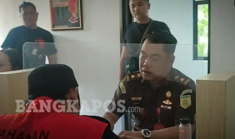 Kejaksaan Negeri Bangka Selatan Terima Pelimpahan Tiga Perkara Pidana Berat, Tersangka Langsung Ditahan