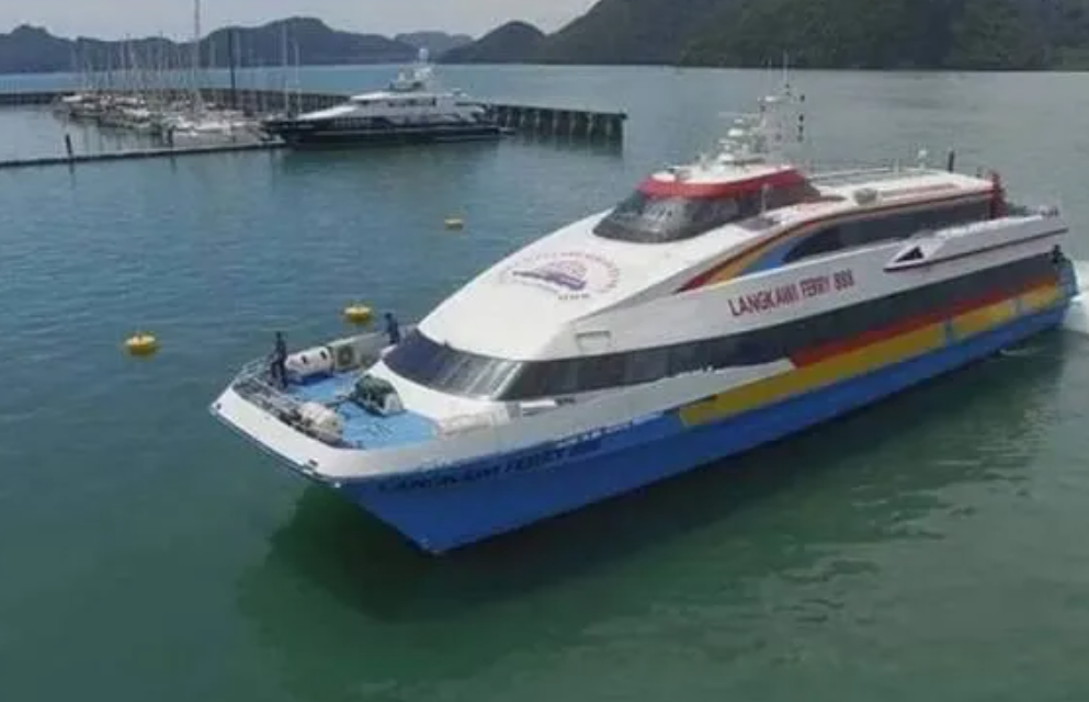 Surcaj Bahan Api Feri Langkawi Bersasar Mulai 20 April, Pengecualian bagi Penduduk Tempatan