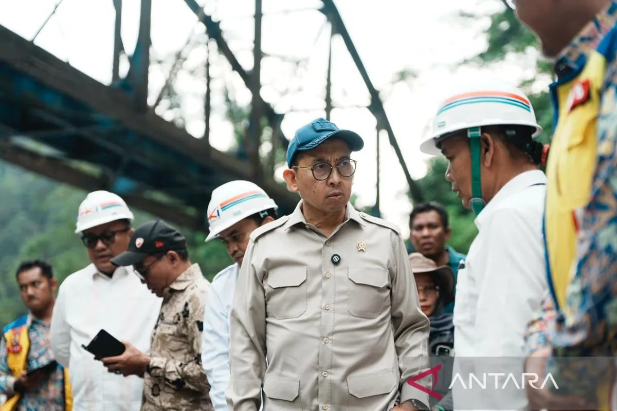 Kemenbud Bergerak Cepat Perbaiki Kerusakan Situs Warisan Dunia Ombilin Pascabanjir di Sawahlunto