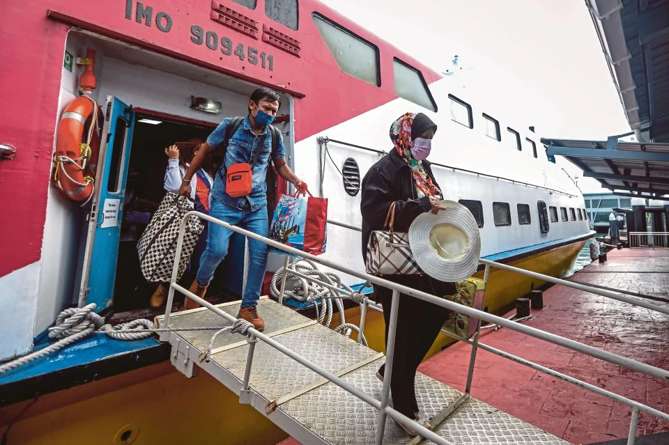 Kenaikan Harga Diesel Lebih 100% Picu Perombakan Jadwal Feri Langkawi Pasca-Aidilfitri