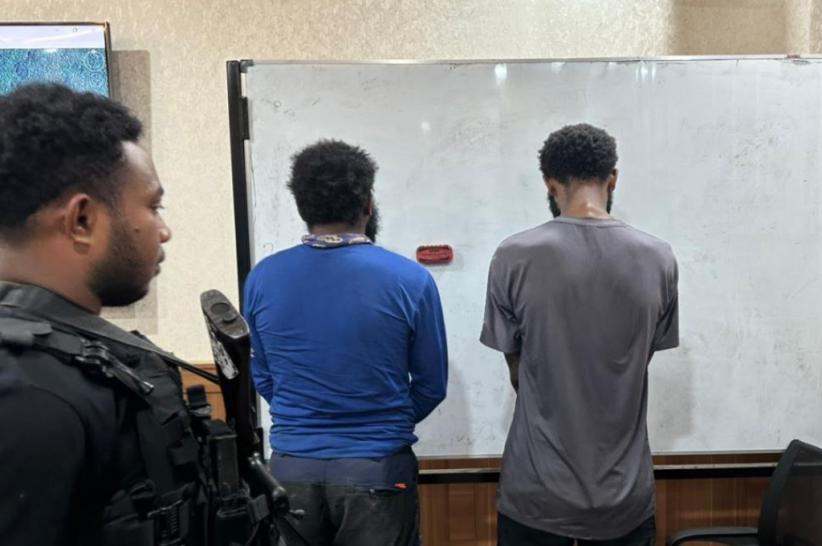 Satgas Damai Cartenz Ungkap Jaringan Pemasok Senjata KKB, Lima Tersangka Dibekuk di Papua